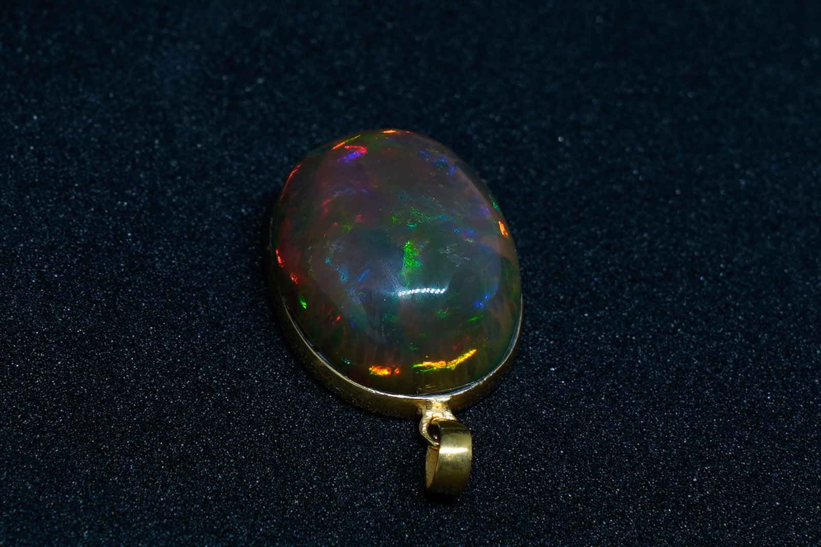 Äthiopischer Welo - Opal Oval Honeycomb mit Anhänger – Bild 3