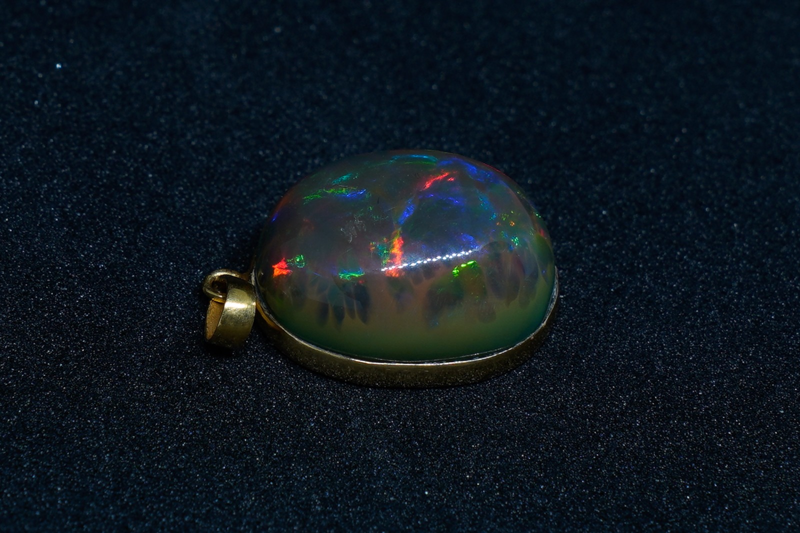 Äthiopischer Welo - Opal Oval Honeycomb mit Anhänger – Bild 5